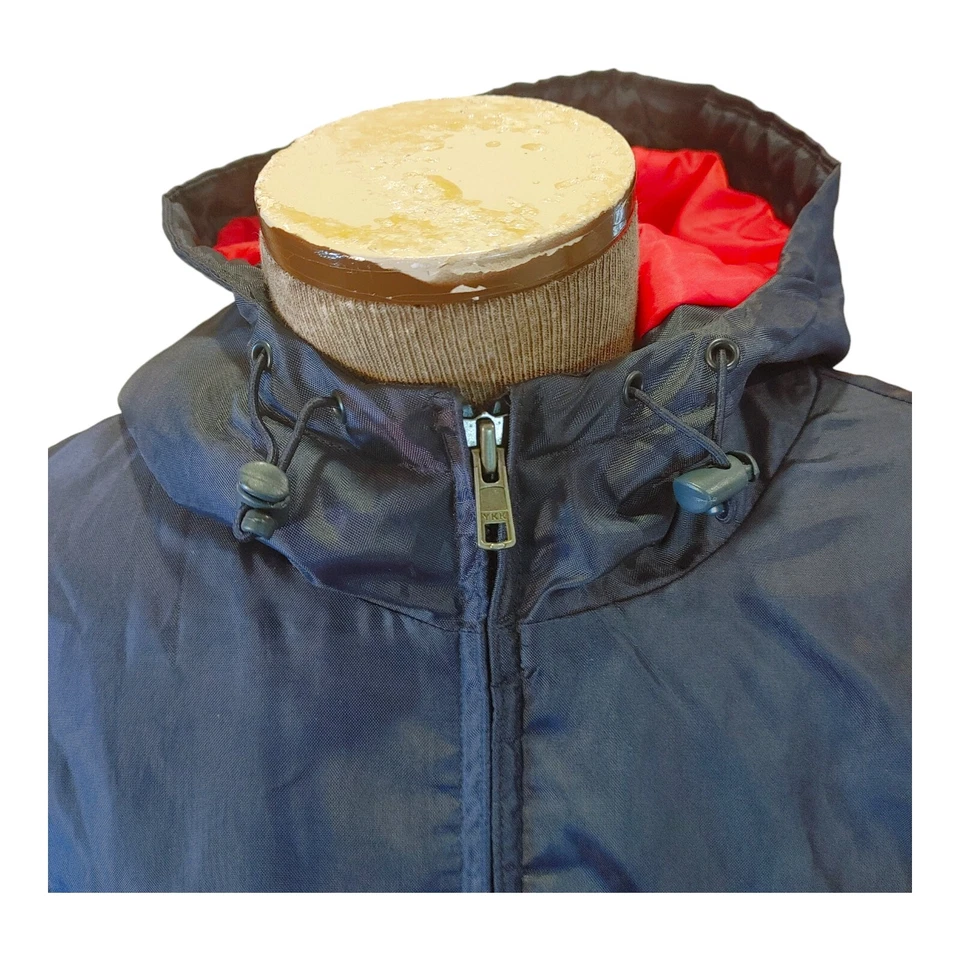 Abrigo Detroit Pistons Starter Talla (L) EXCELENTE ESTADO Foto 4 de 4