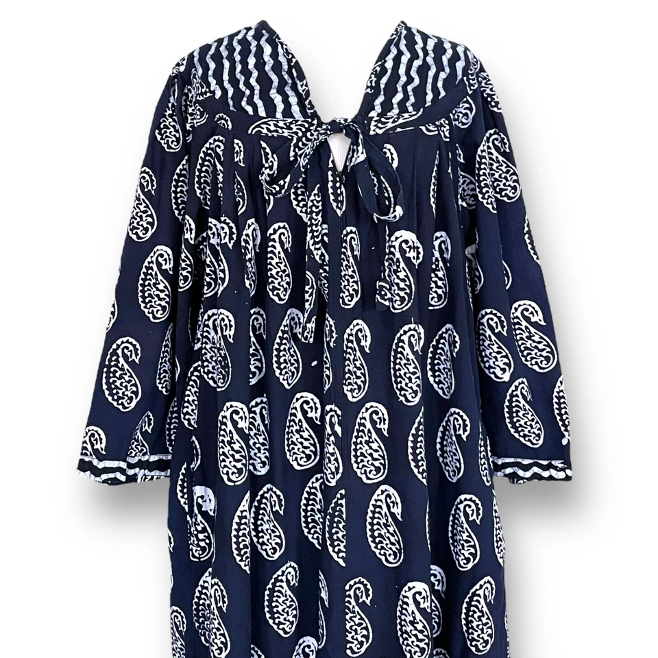 Vintage 1970s Saybury Kaftan Sz Small Blue Batik Paisley Boho Muumuu House Dress - Image 3 of 4