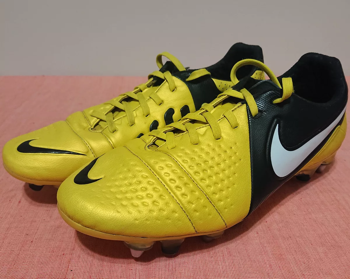 NIKE CTR360 Maestri SG-PRO 525158-710 Soccer Cleats Size US 7.5 | eBay