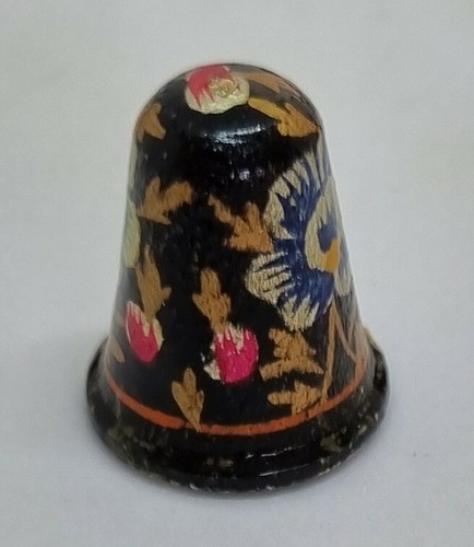 Vintage Wooden Hand Painted Thimble - Picture 7 of 7