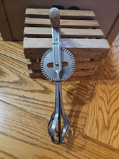 Vintage EKCO Hand Mixer Hi-Speed Super Beater-Egg Beater-made in USA. (B23)