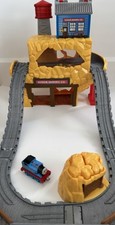 Thomas  Friends Take-n-Play Rumbling Gold Mine Run V1379  COMPLETE  