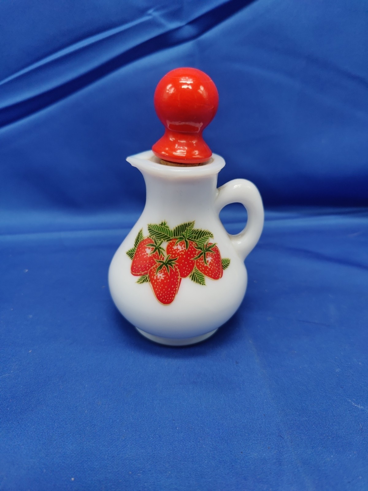Vintage Avon Strawberry Milk Glass Jar Cruet Bottle ZZ
