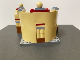 Lego Star Wars Mos Eisley Cantina 4501 diorama from Japan