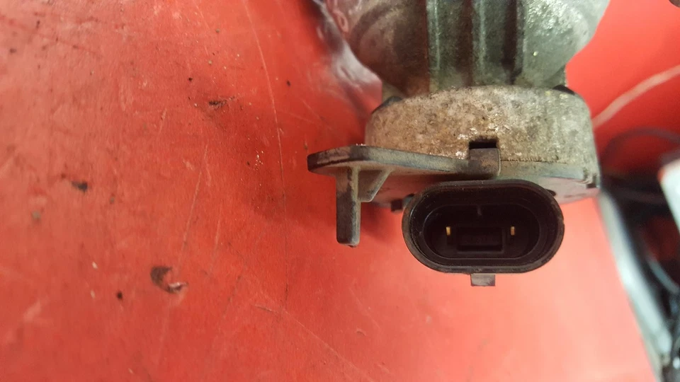 KIA RIO 2014 5 puertas hatchback N/S faro antiniebla delantero 922011W210 Foto 3 de 4