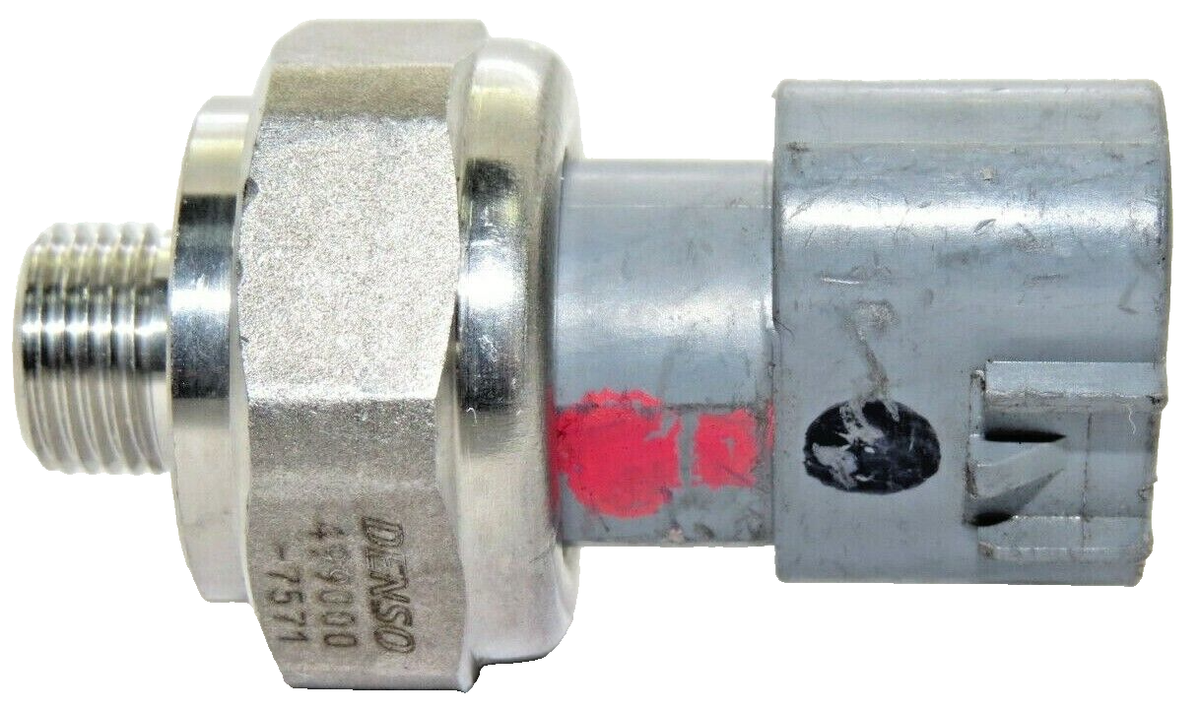 NEW GENUINE/ OEM 499000-7571 S8939-01060 89390-1060 for HINO NEW GENUINE/ OEM 499000-7571 S8939-01060 89390-1060 for HINO