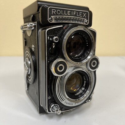 Rolleiflex 3.5F TLR Camera w/75mm f3.5 Zeiss Planar Type 3 SHUTTER