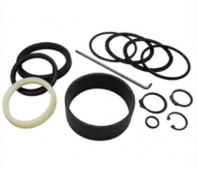 Komatsu  ZS311099617 SEAL KIT FREE LIFT CYLINDER FG25T-11 & FG25T-12