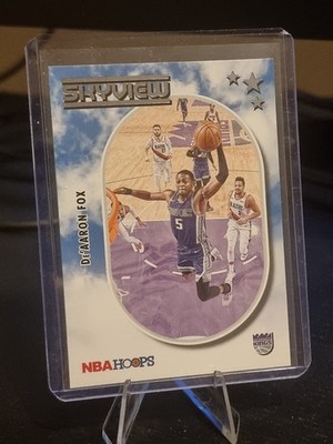 De Aaron Fox 2021-22 Panini Hoops Skyview Insert #23 Sacramento Kings
