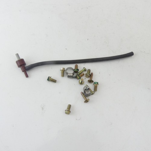 Honda VFR 800 A V-tec EZ:13 Einspritzanlage Verteiler   Schrauben 33431