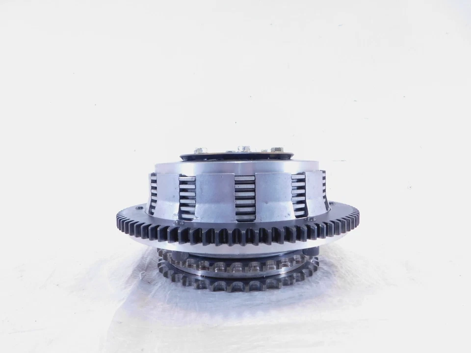 Harley Davidson Doble Cámara Electra Glide Softail y Dyna Embrague Cesta Buje y Placas Foto 3 de 4