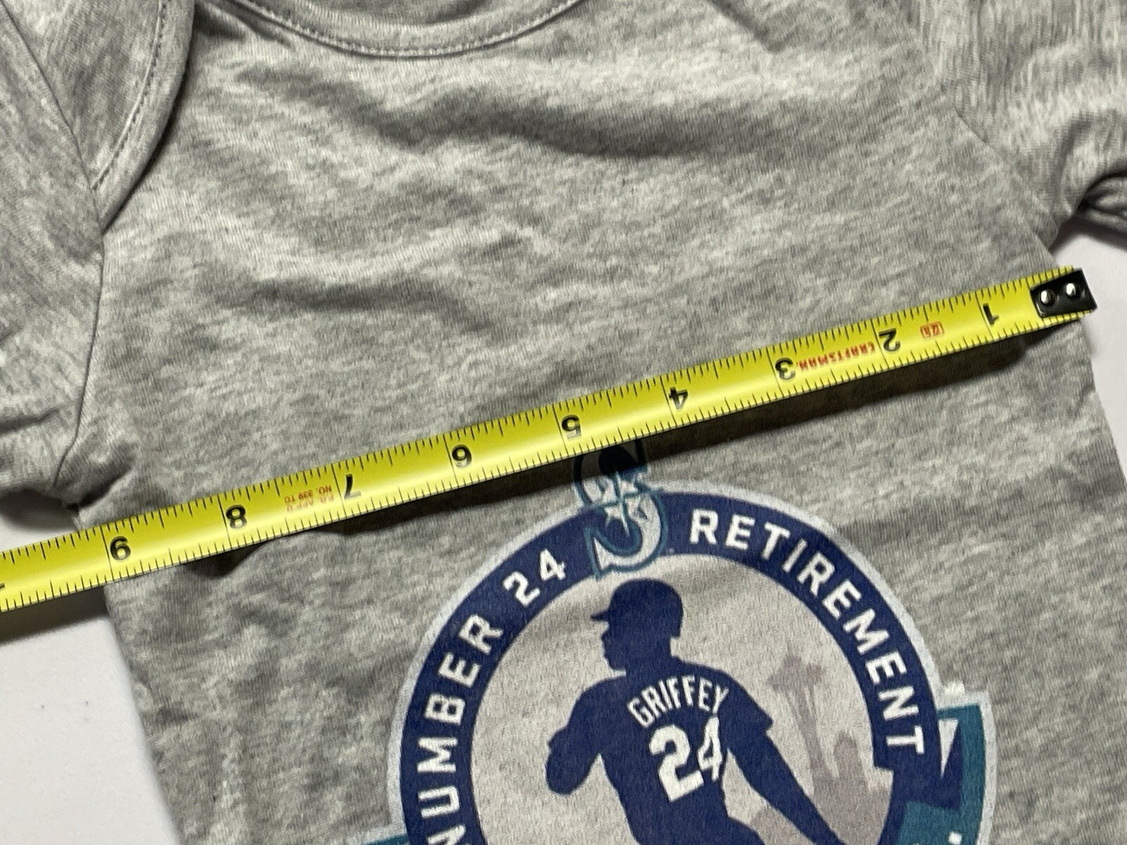 ALTRA T shirt Griffey Jr nuova senza etichette adulto neonato (vedi foto per dettagli)
