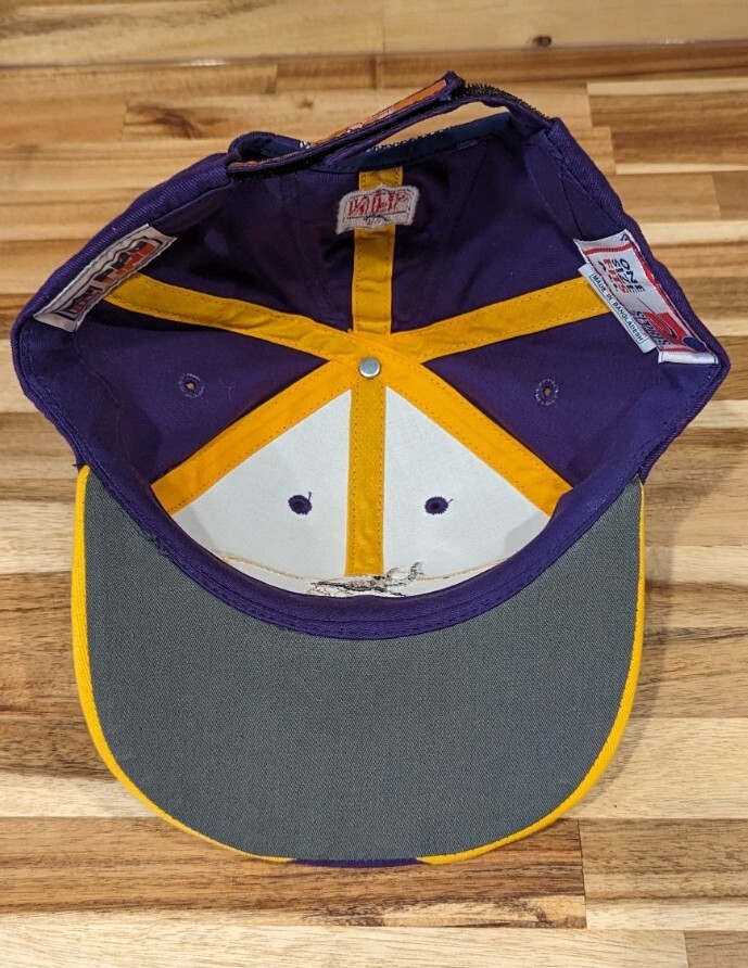 Vintage 90s Minnesota Vikings Sports Specialties Proline Sideline Hat  View 6