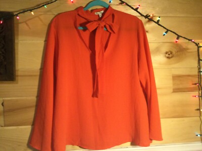 Emma & Olivia crepe bell sleeve v-neck bell sleeve tie bow blouse size large
