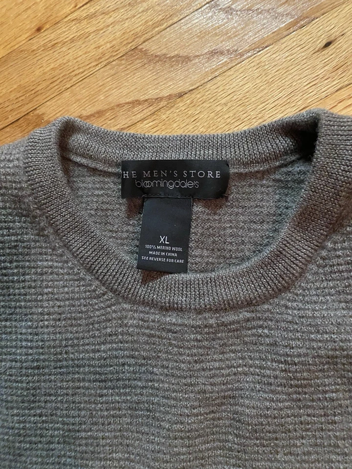 Bloomingdale’s The Mens Store Brown Wool Sweater/Shirt XL - Image 2 of 3