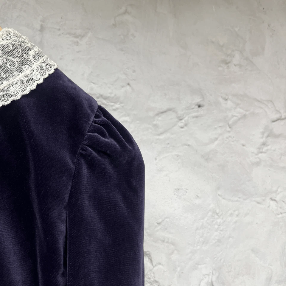 Cuello de encaje de terciopelo púrpura vintage de los años 80 Laura Ashley talla 11-12 madre e hijo Foto 3 de 4