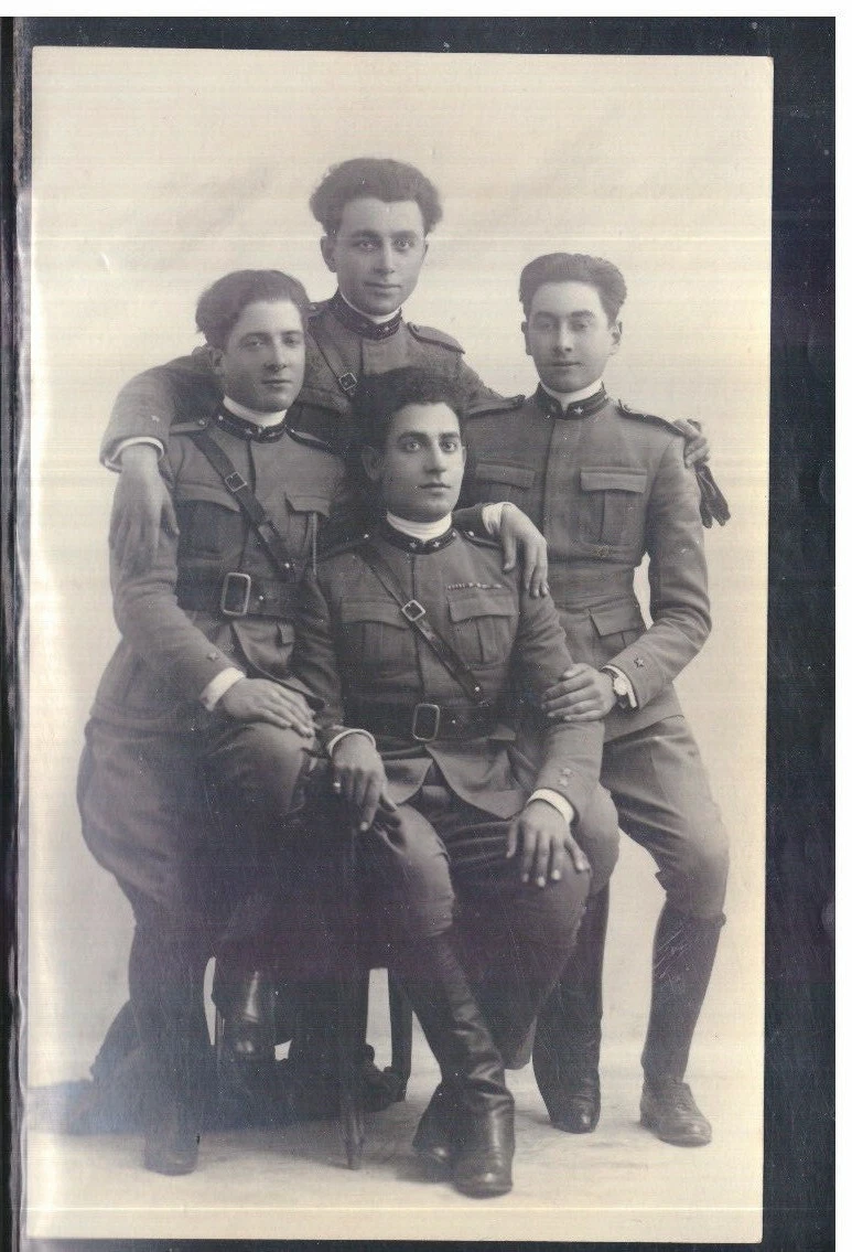 Foto 1 di 1