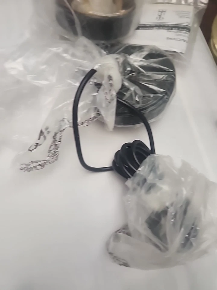 Mini pingente LED integrado Kovacs P935-L Golden Eclipse 5"W - carvão e mel - Imagem 3 de 4