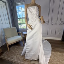 Davids Bridal Wedding Dress Size 6 Datachable Train Strapless White