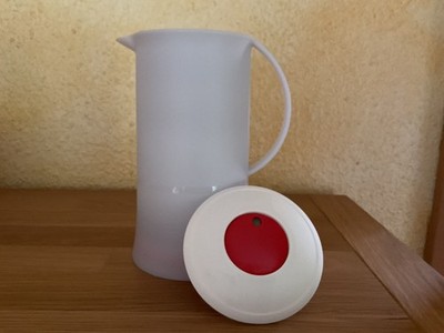 TUPPERWARE  JUNIOR-THERMOWÄCHTER 0,6 L ROT WEISS ISOLIERKANNE THERMOSKANNE