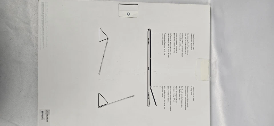 Official Apple iPad Pro 12.9 inch Smart Cover [ White Edition ] NEW - Image 3 of 4