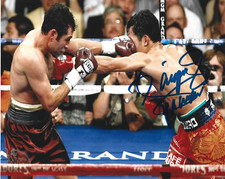FOTO DE BOXEO AUTOGRAFIADA DE MANNY "PACMAN" PACQUIAO 8X10 "AUTENTICIDAD DE MANNY"