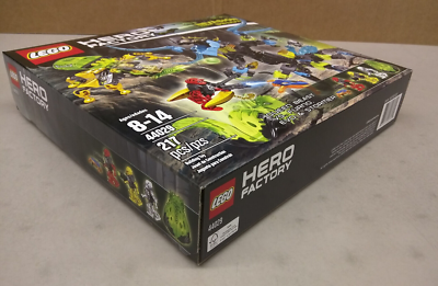超能力蛙　中国語　プレリリースfoil 4枚セット LEGO Hero Factory 44029 Queen Beast vs. Furno Evo & Stomer NEW