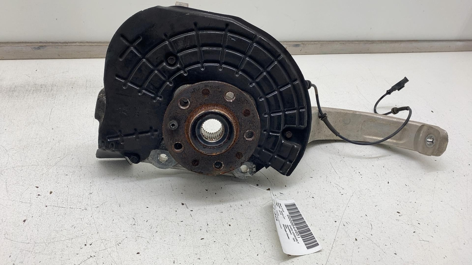 ⭕ 2017-2022 Maserati Levante Front Passenger Spindle Knuckle Right AWD 670032052