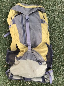 rei snowboard backpack