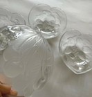 Vintage Rare Set (4) Glass Heart Shape Fruit Dishes, Embossed Frosted Fruits — photo 9