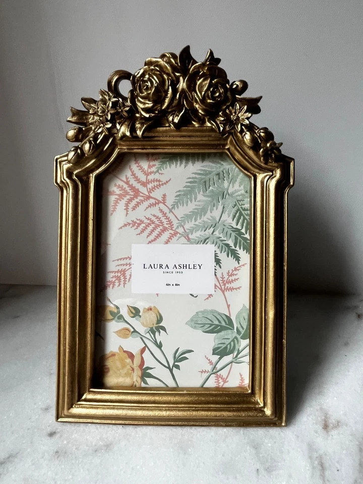 Marco de fotos Laura Ashley dorado ornamentado 4x6 rosas en la parte superior... Foto 2 de 4