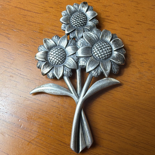 Silver-Tone Metal Flower Bouquet Brooch Pin, No Stone, Flowers & Plants Theme