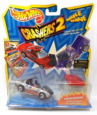 Hot Wheels 2000 CRASHERS 2 Crash & Smash 1967 Firebird & Ice cream Stand SEALED