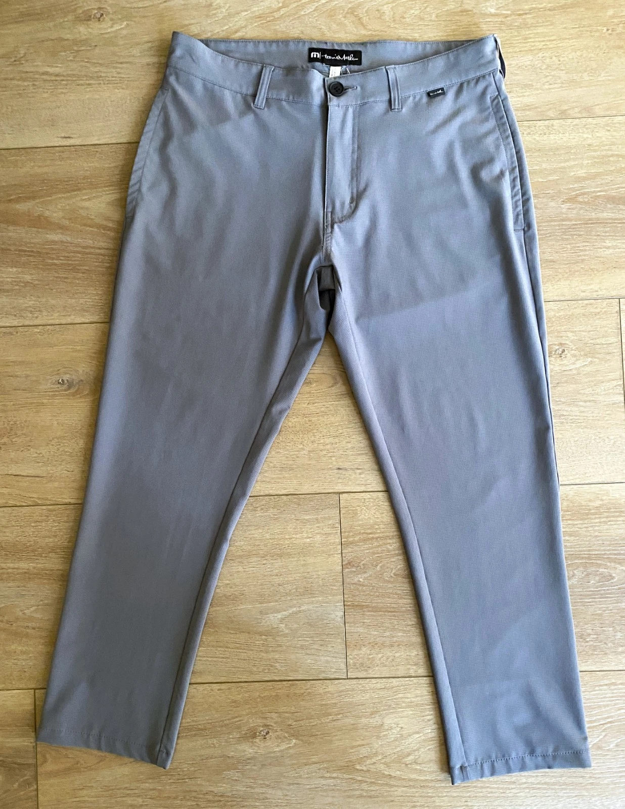 TravisMathew Pants Mens Grey Golf Performance Lightweight Stretch Size 32 x 26.5