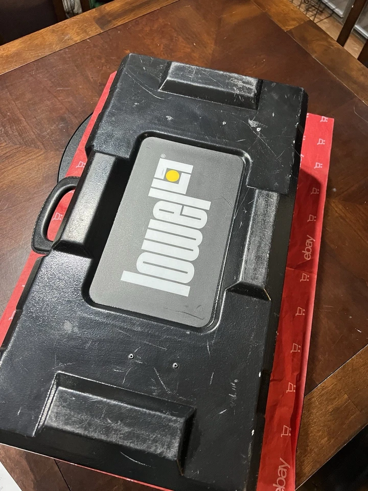 Lowel Caselite 4 5400K One Light Kit with Additional Accessories - Image 3 of 4