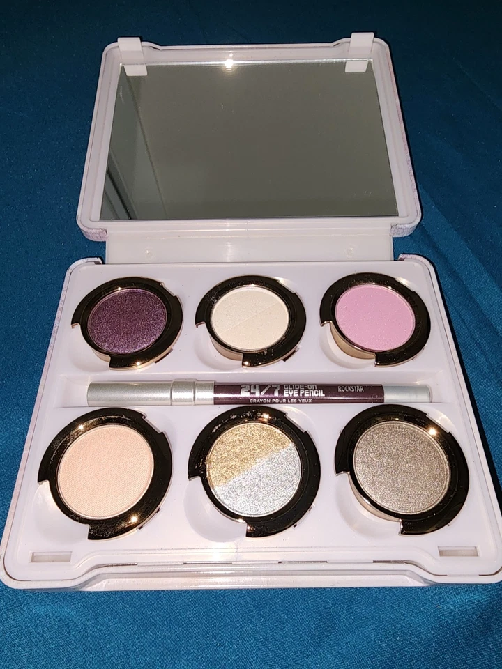Urban Decay Oz The Great and Powerful Eyeshadow Palette *Glinda* New W/Out Box - Image 2 of 4