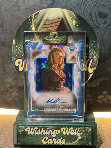 Keira Knightley Elizabeth Swann [Orange] #AA-KN 2025 Topps Chrome Disney Authentic Autograph card
