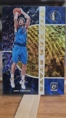 Dirk Nowitzki [Gold] #2 2019 Panini Donruss Optic Winner Stays card