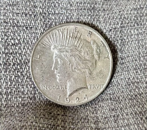 1924 Peace Dollar $1 Silver Coin Circulated Uncertified Business Strike