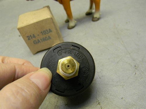 Numatics F+R 100 Gauge 160 PSI - Picture 5 of 5