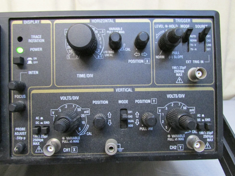 Tenma 72-3055 20MHz Oscilloscope Service Benchtop 2-Channel Analog s/n 1971516 - Image 2 of 4