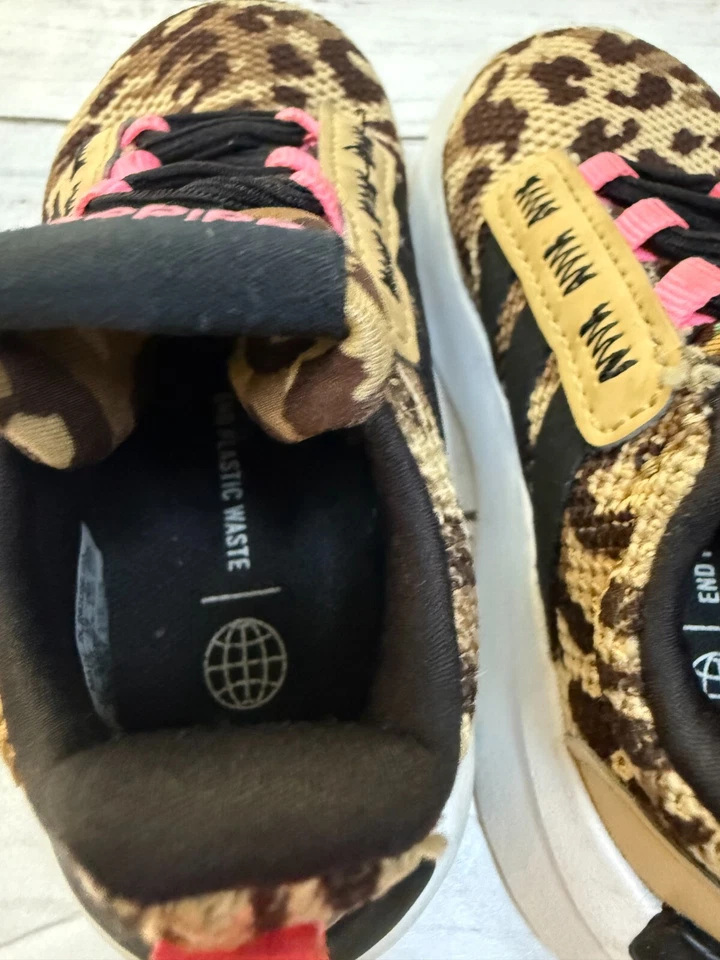 Adidas GW7148 гонщик TR21 девочка мульти леопард эластичный кружева кроссовки размер США 6 - Изображение 2 из 4