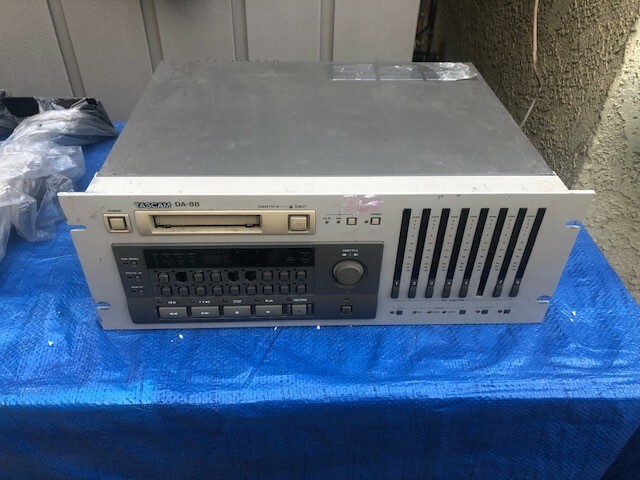 TASCAM DA88 Modular Digital Tape Recorder 8 Track Sync for sale online ...