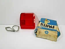 NOS 1968 DODGE POLARA MONACO WAGON DRIVERS SIDE TAIL LAMP LENS #2809185