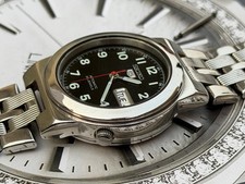 28. Vintage Seiko 5 Automatic 21 Jewels 7s26-01R0.