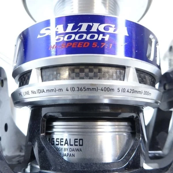 Mulinello da spinning Daiwa 10 Saltiga 5000H Big Game pesca in acqua salata G... - Immagine 2 di 4