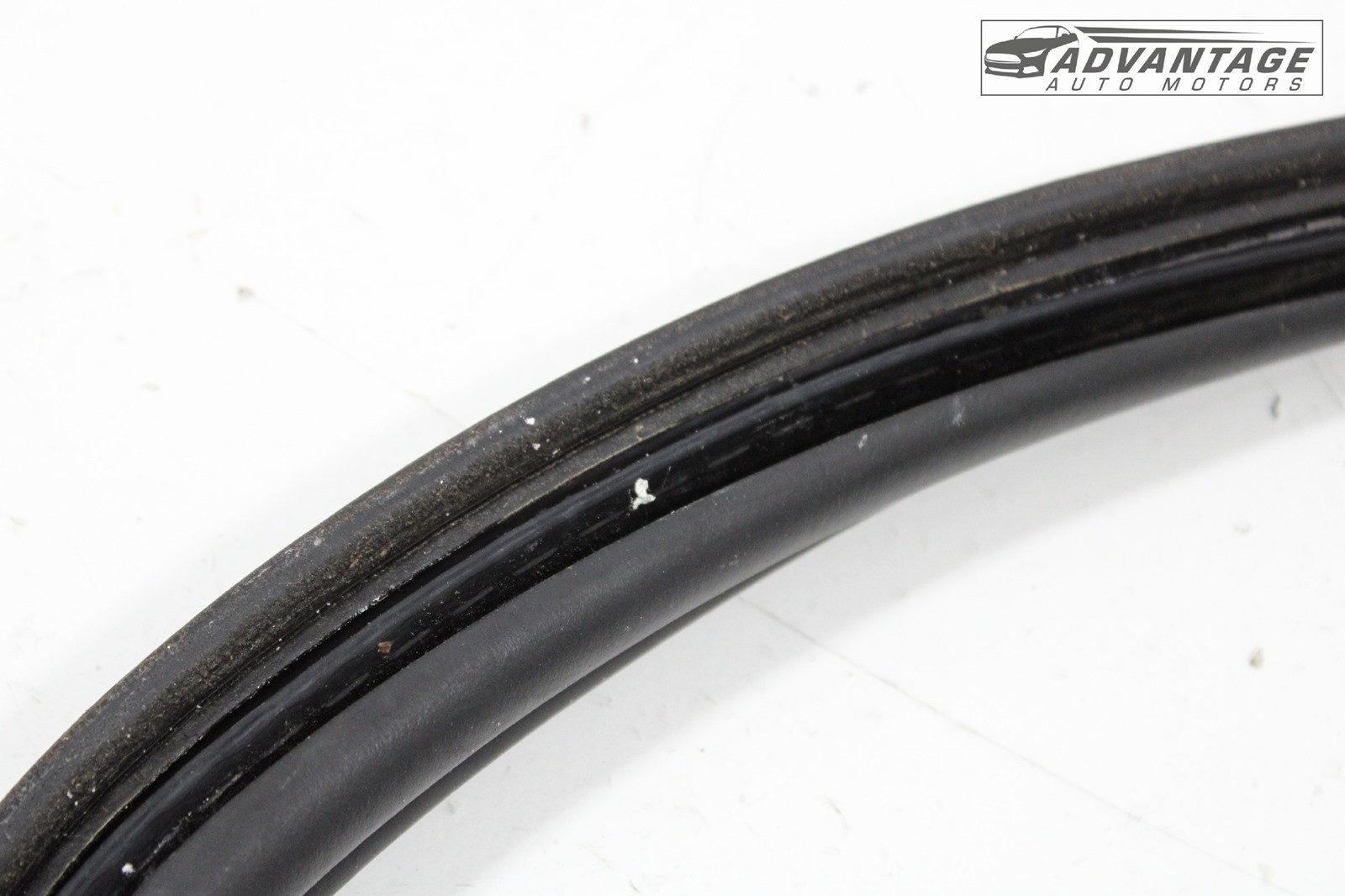 2014-2020 MASERATI QUATTROPORTE REAR TRUNK DECK LID WEATHERSTRIP SEAL RUBBER OEM