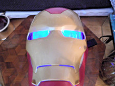 Marvel Avengers Iron Man FX Mask Flip-Activated Lights Hasbro