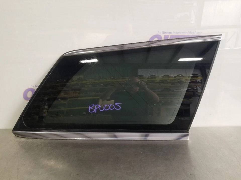 23 2023 LINCOLN AVIATOR OEM PASAJERO CUARTO TRASERO DERECHO VENTANA DE CRISTAL Foto 3 de 4