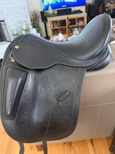 Black Country Dressage Saddle
